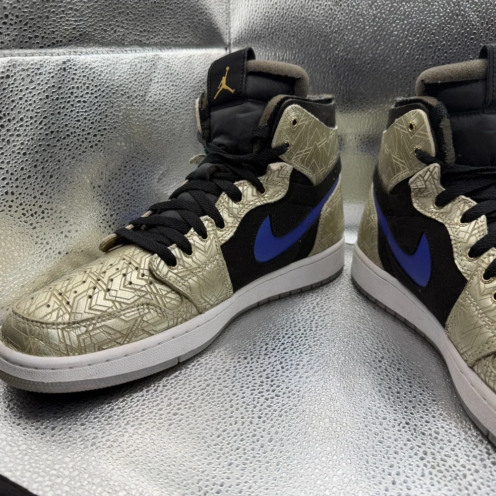 Size 12 Nike Air‎ Jordan 1 High Zoom Air Comfort Gold Laser Sneakers DQ0659-700